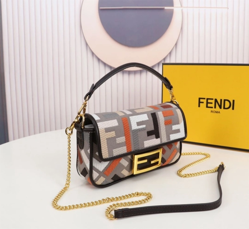 F**di top handle bags 4220a-0689