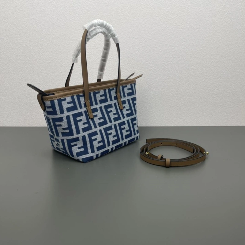 F**di shopping bags 4220a-0701