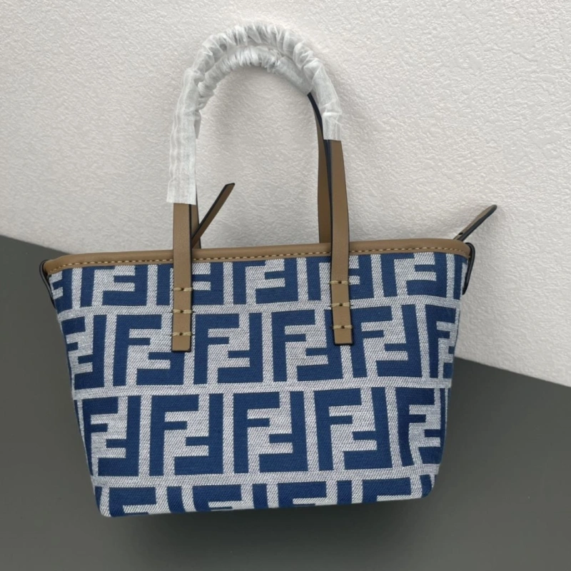 F**di shopping bags 4220a-0701