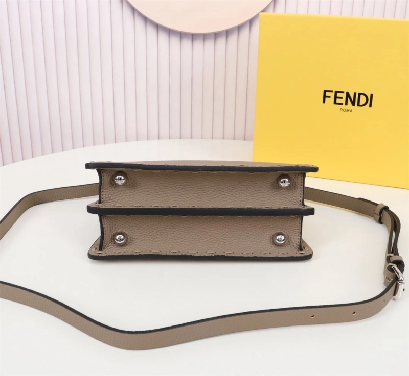 F**di top handle bags 4220a-0703
