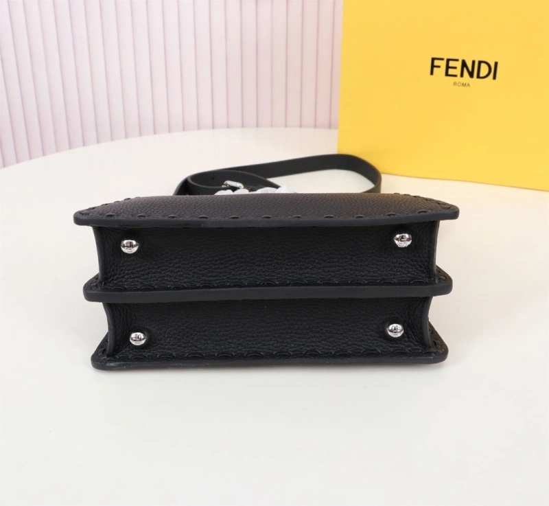 F**di top handle bags 4220a-0706