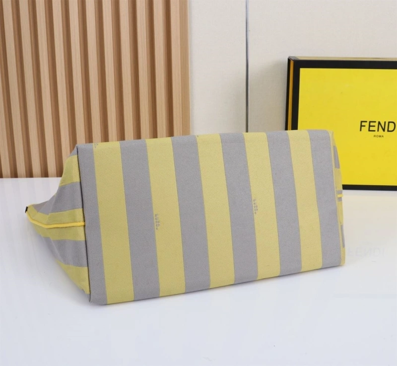 F**di shopping bags 4220a-0747