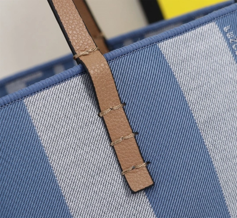 F**di shopping bags 4220a-0750