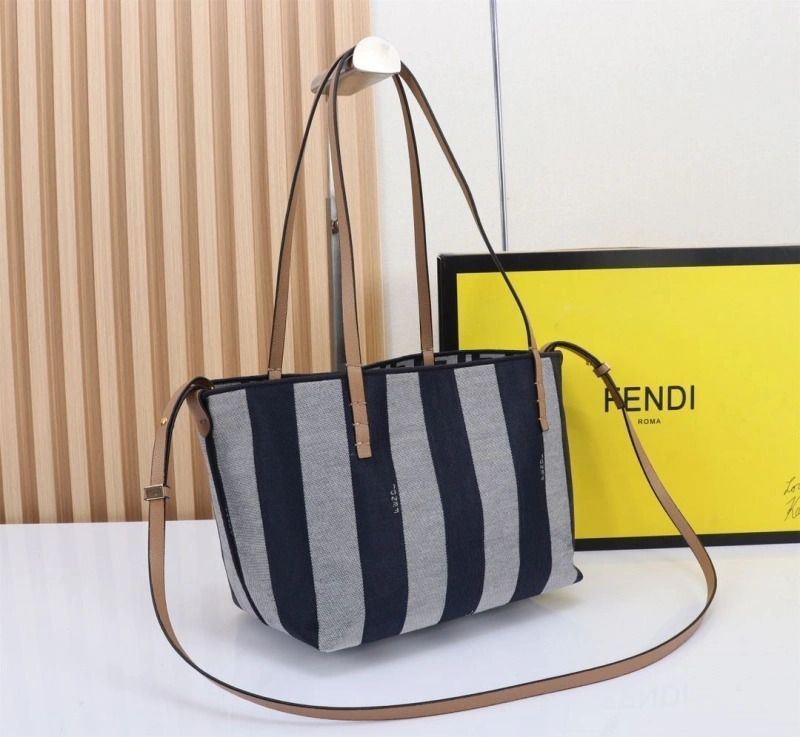F**di shopping bags 4220a-0753