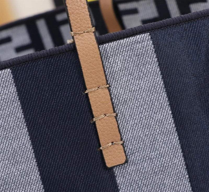F**di shopping bags 4220a-0753