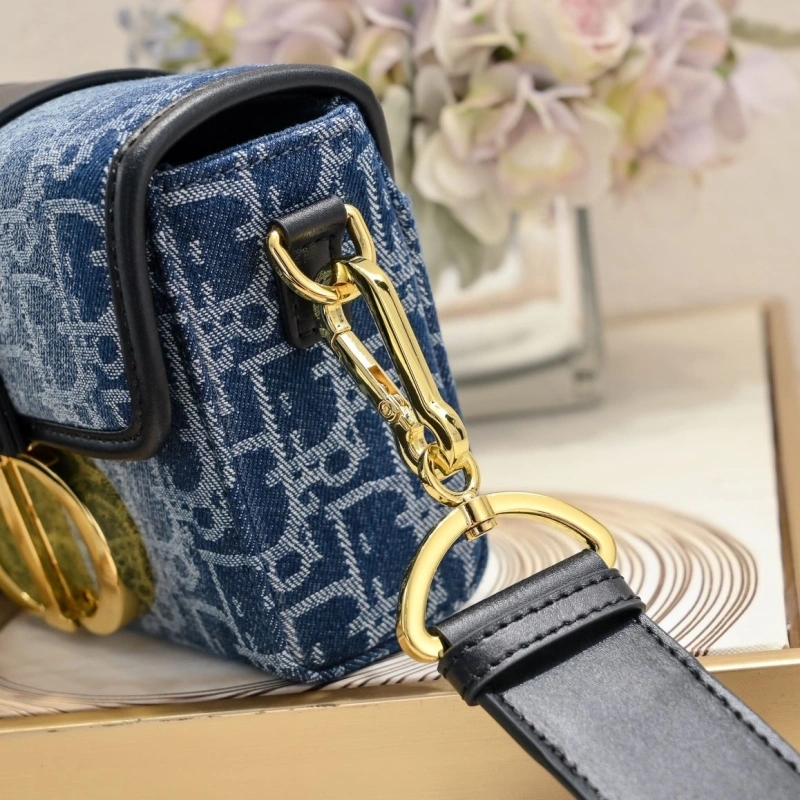 D10r satchel bags 4220c-0002
