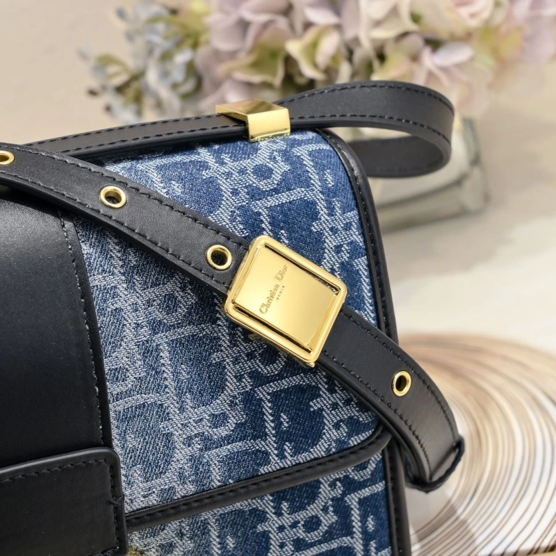D10r satchel bags 4220c-0003