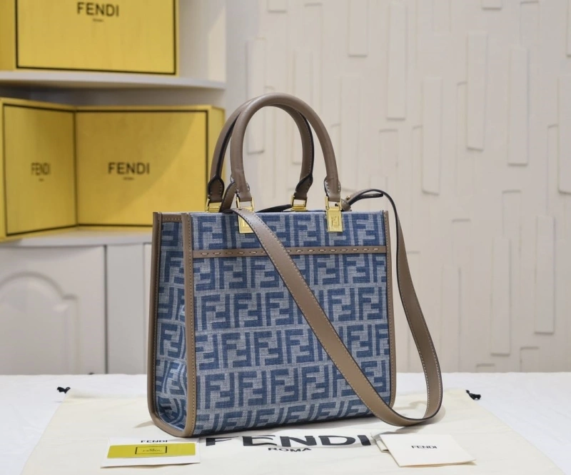 F**di shopping bags 4220c-0029