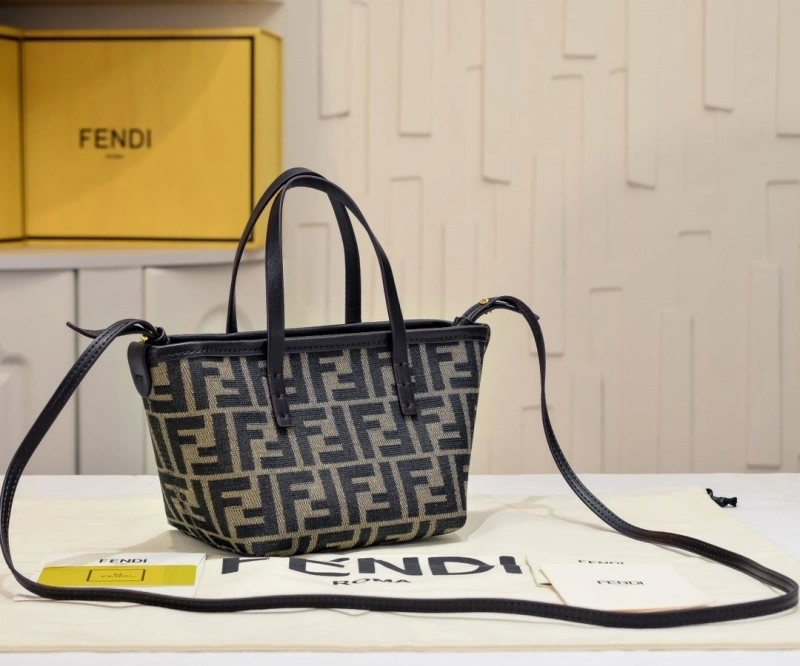 F**di shopping bags 4220c-0031