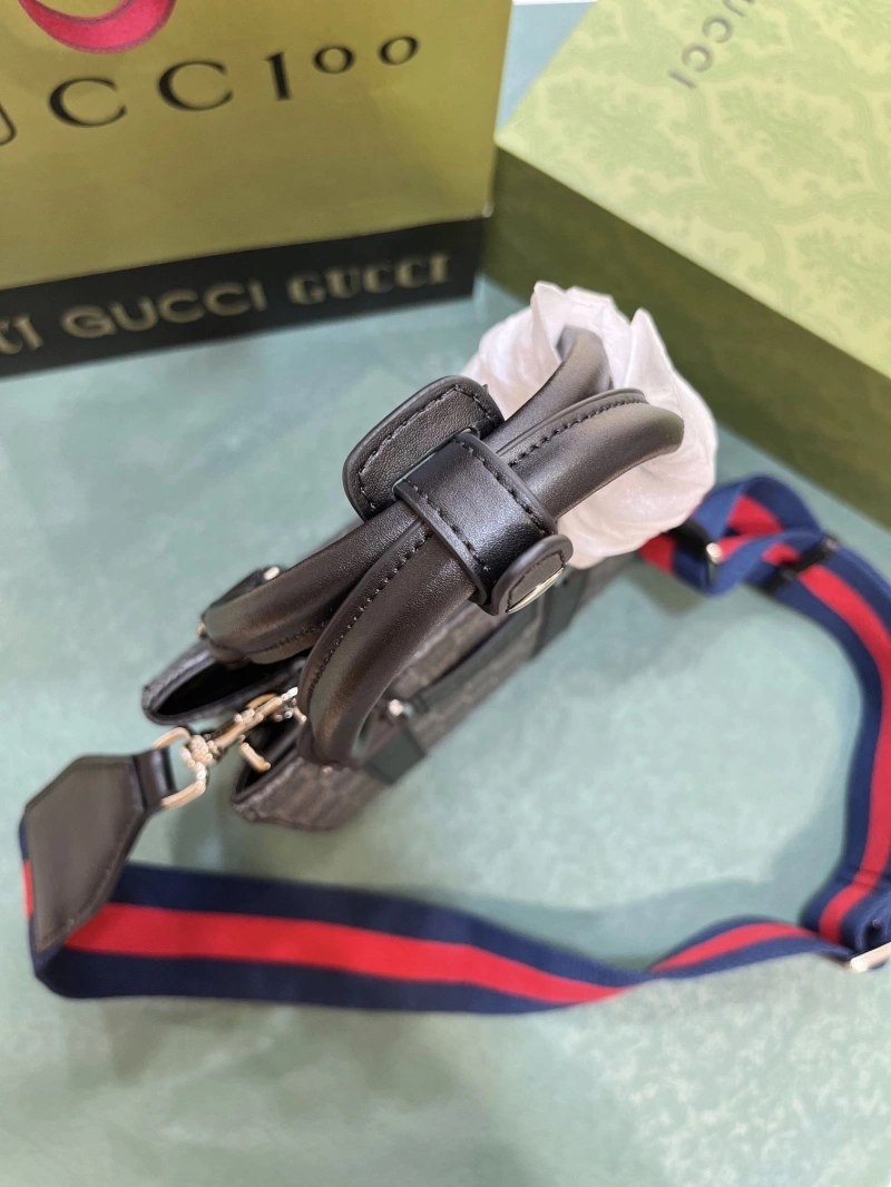 Gvc*1 top handle bags 4220c-0056