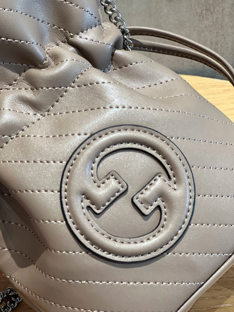 Gvc*1 bucket bags 4220c-0105