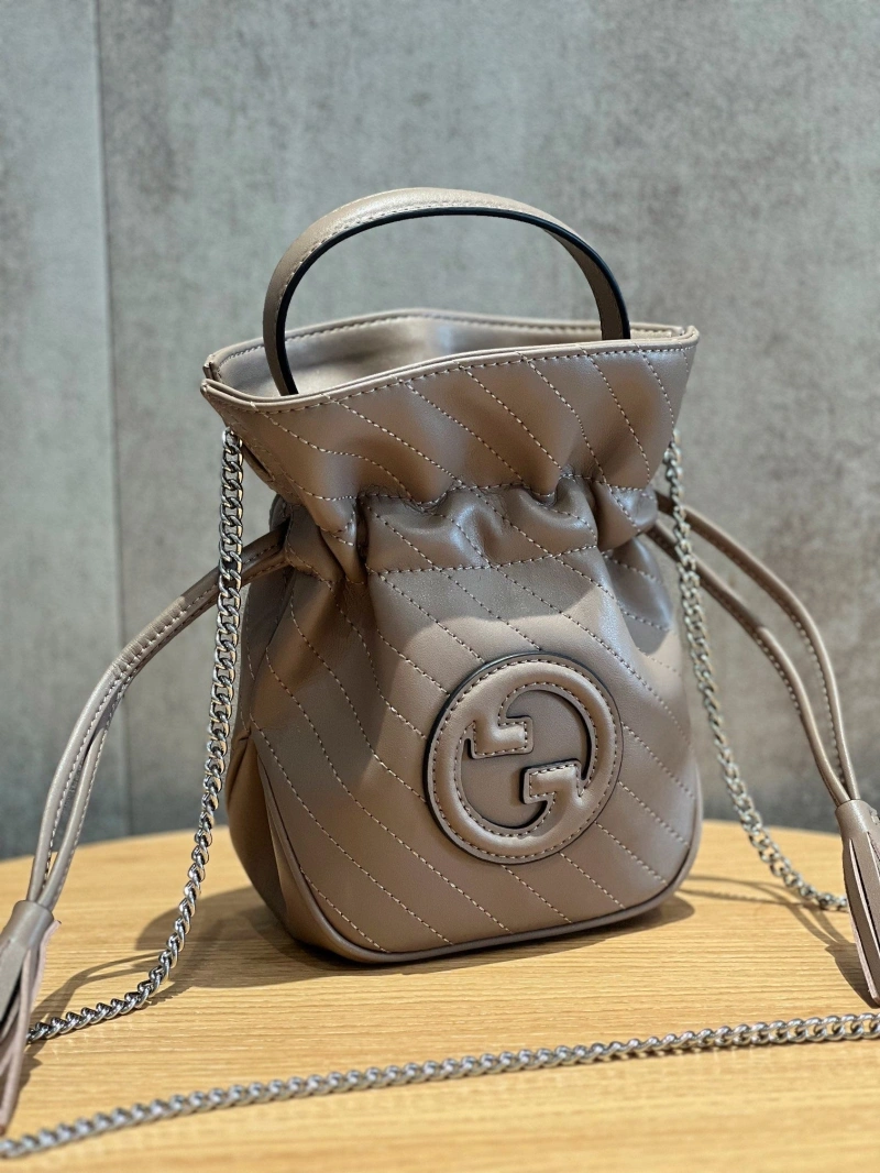 Gvc*1 bucket bags 4220c-0105