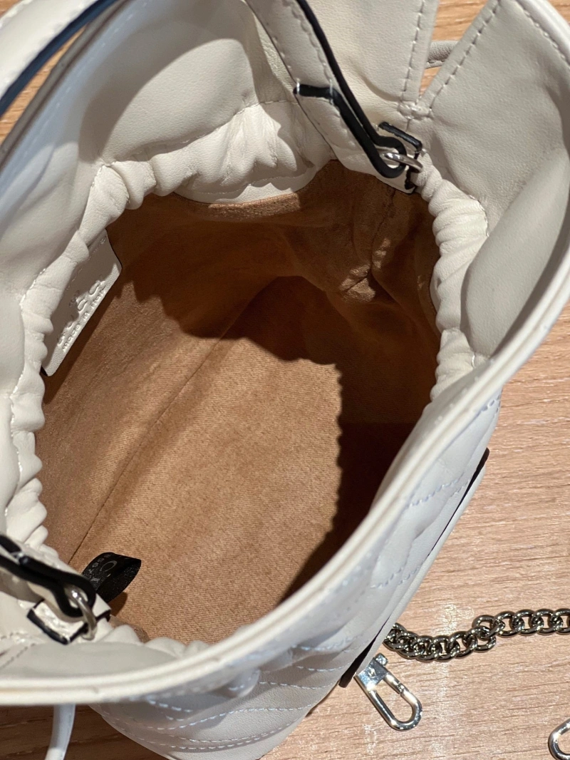 Gvc*1 bucket bags 4220c-0107