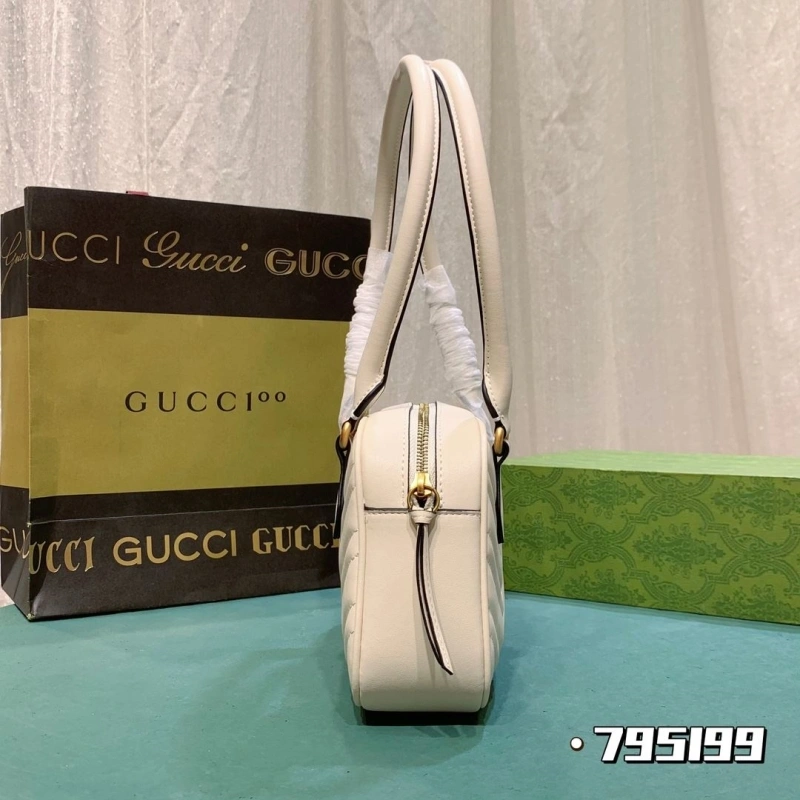 Gvc*1 top handle bags 4220c-0147