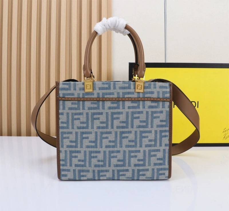 F**di shopping bags 4220c-0179