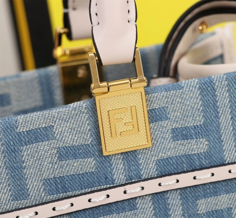 F**di shopping bags 4220c-0180