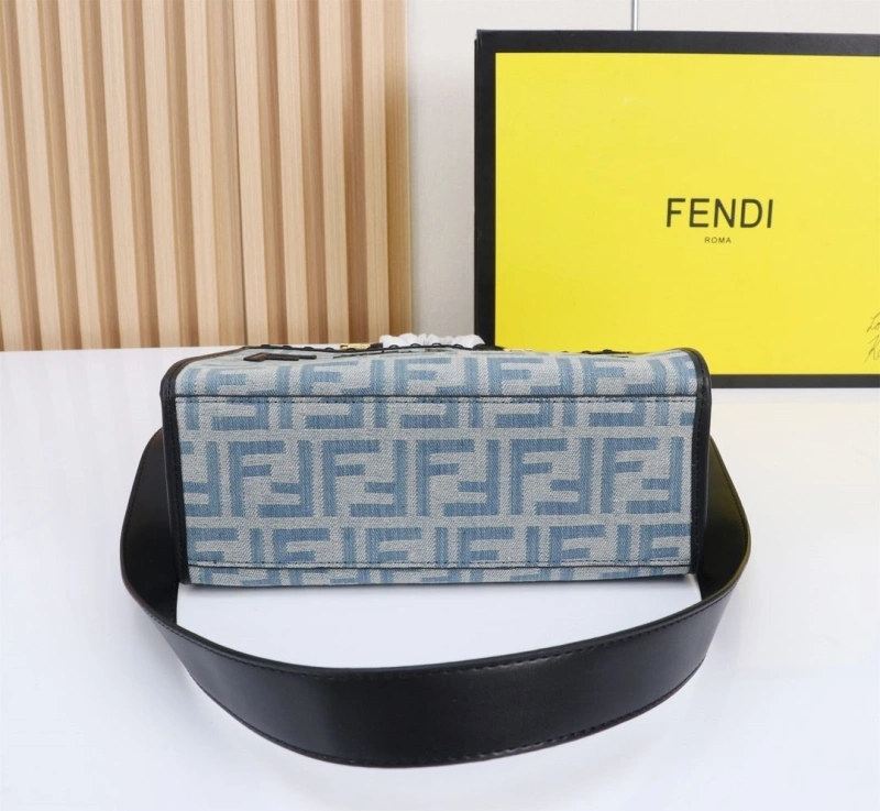 F**di shopping bags 4220c-0181