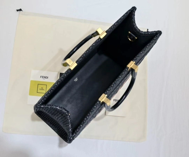 F**di shopping bags 4220c-0229