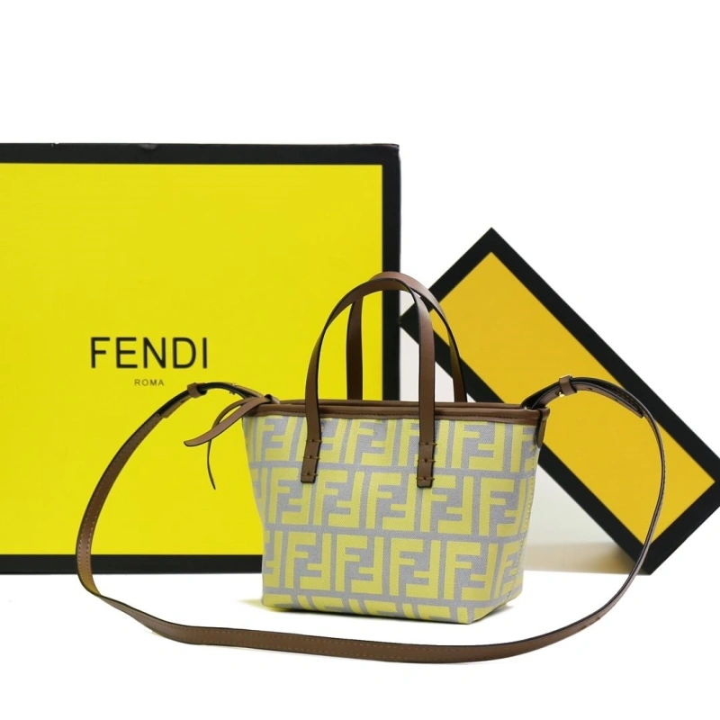 F**di shopping bags 4220c-0237