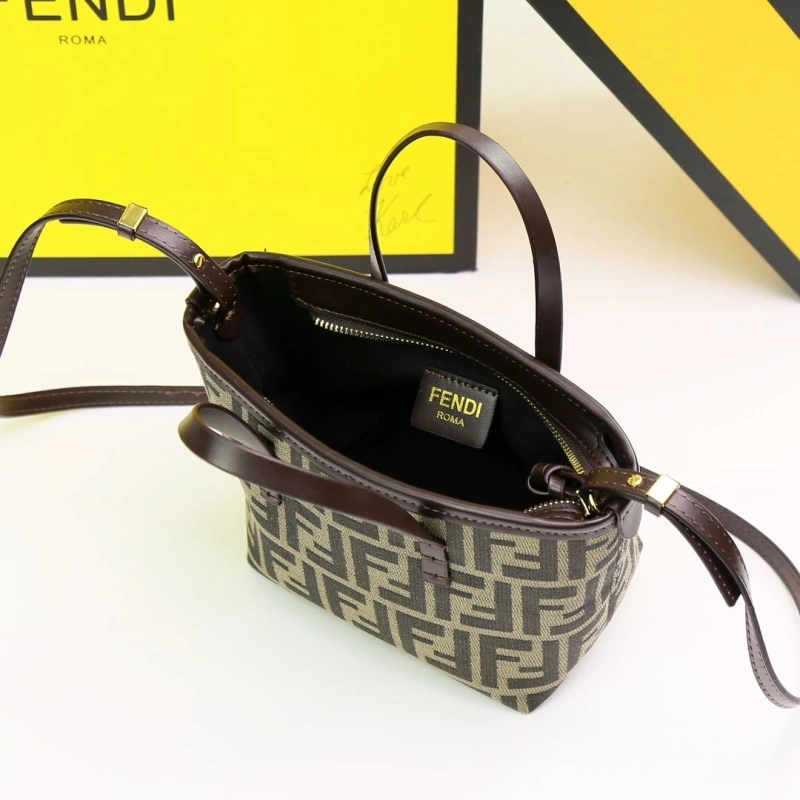 F**di shopping bags 4220c-0238