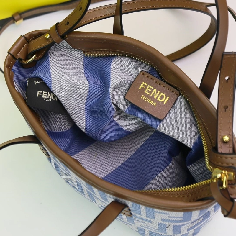 F**di shopping bags 4220c-0239