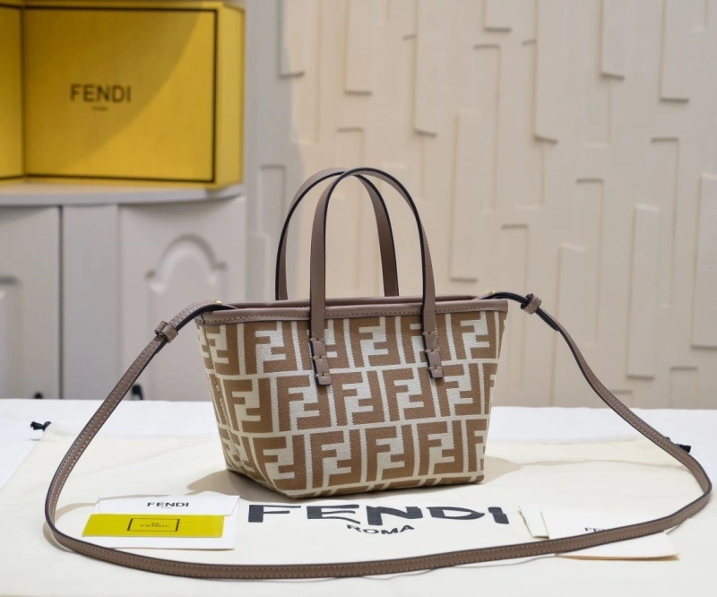 F**di shopping bags 4220c-0288