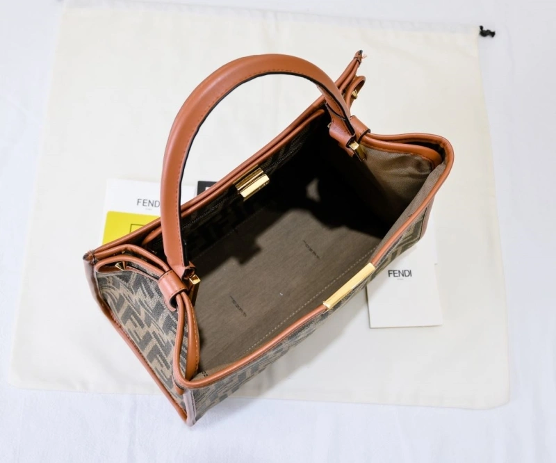 F**di shopping bags 4220c-0333