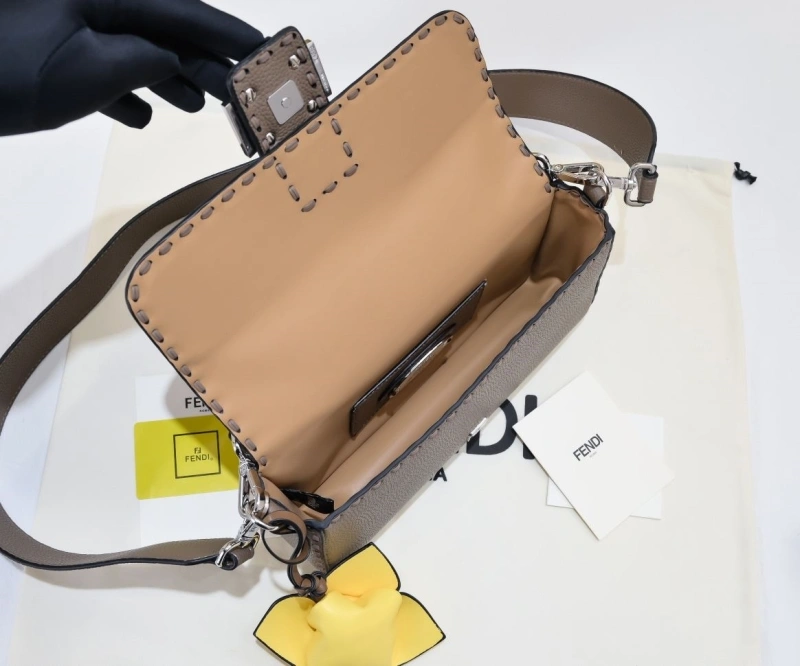 F**di top handle bags 4220c-0358