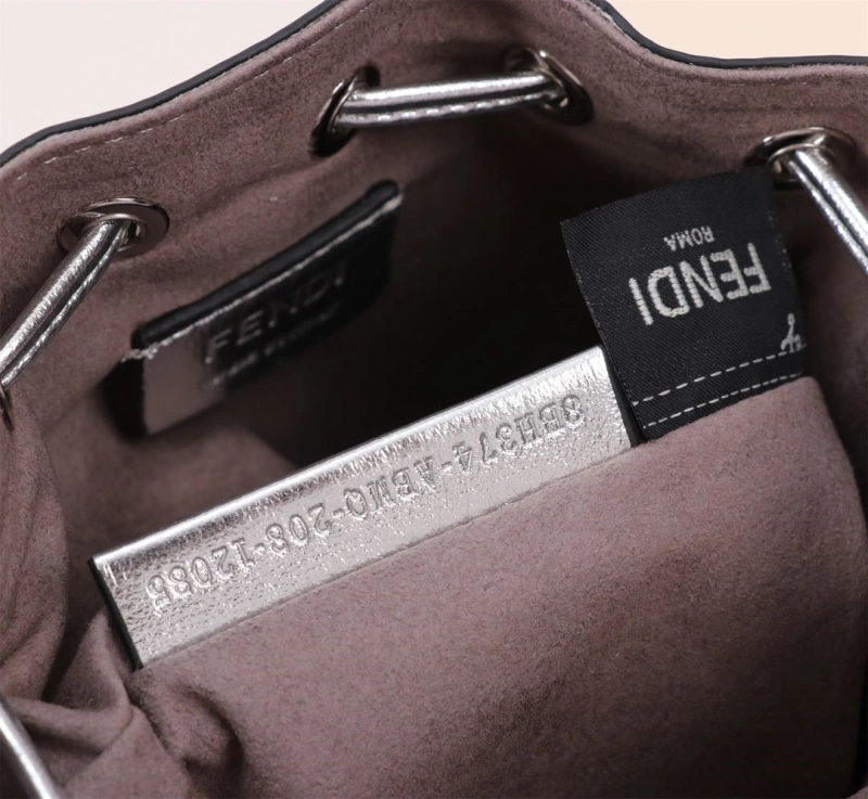 F**di bucket bags 4220c-0428