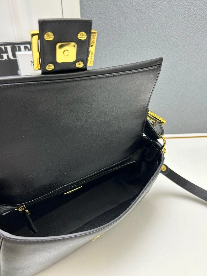 F**di baguette bags 4220d-0007