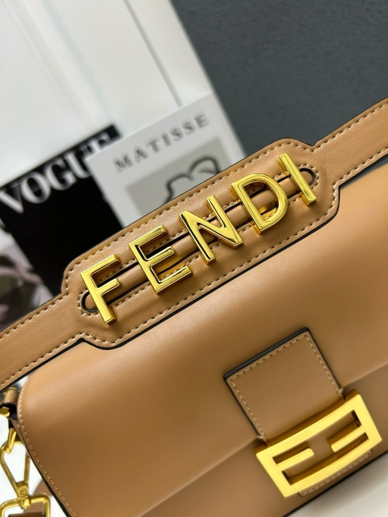 F**di baguette bags 4220d-0009