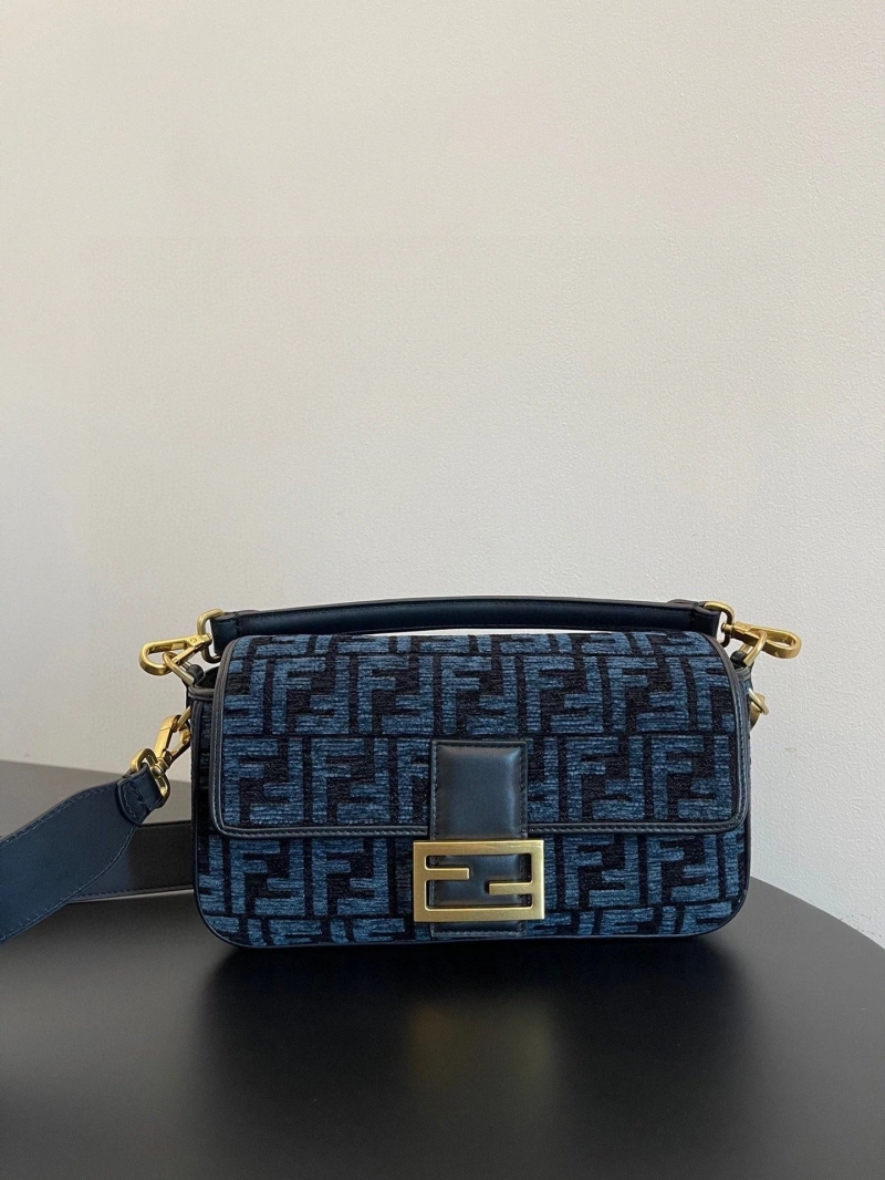 F**di baguette bags 4220d-0016