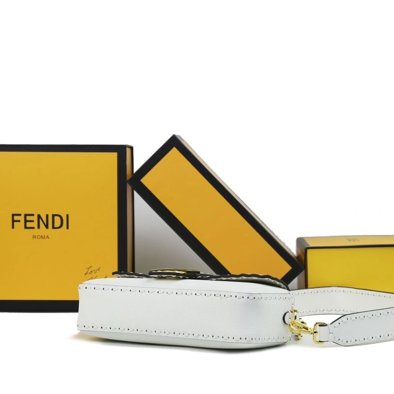 F**di baguette bags 4220d-0034