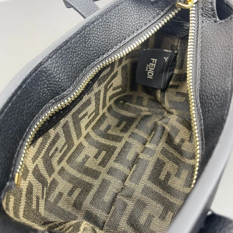 F**di shopping bags 4220d-0149