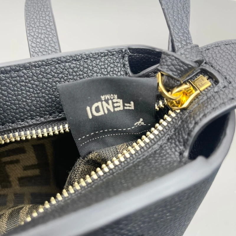 F**di shopping bags 4220d-0149