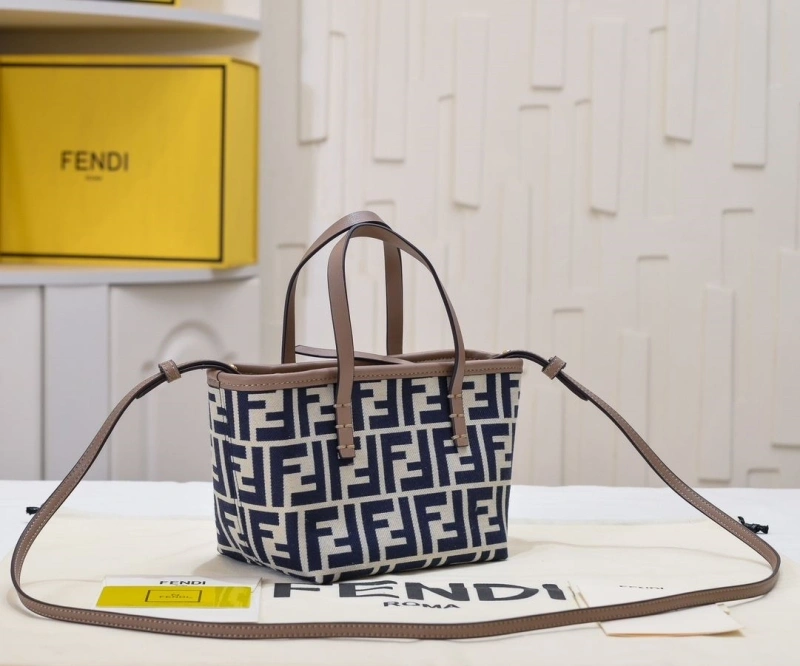 F**di shopping bags 4220d-0516