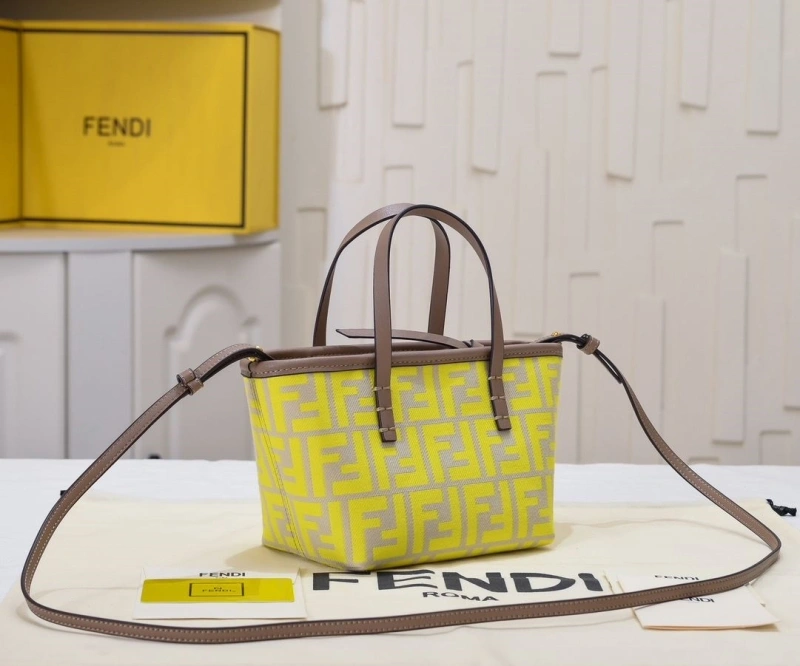 F**di shopping bags 4220d-0517