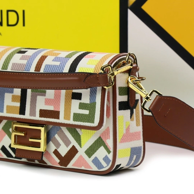 F**di baguette bags 4220d-0539