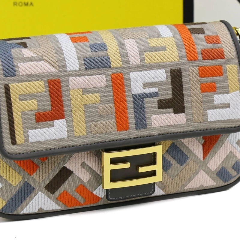 F**di baguette bags 4220d-0542