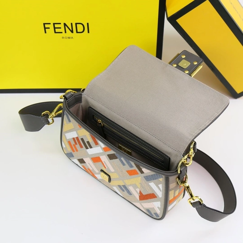 F**di baguette bags 4220d-0542