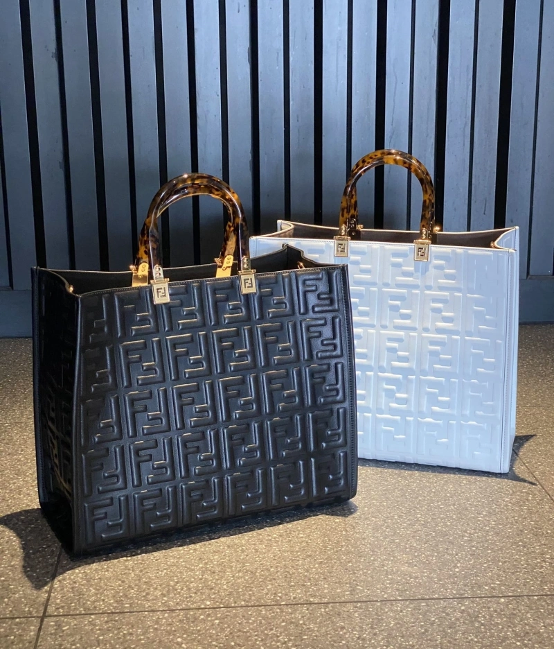 F**di shopping bags 4222c-0051