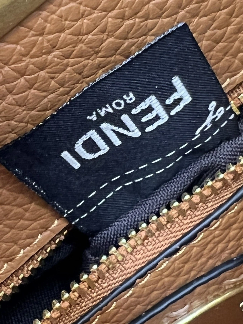 F**di top handle bags 4222c-0069