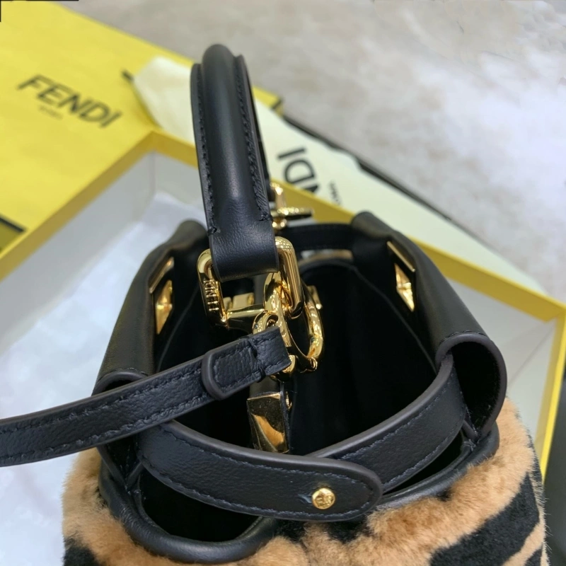 F**di top handle bags 4222c-0078