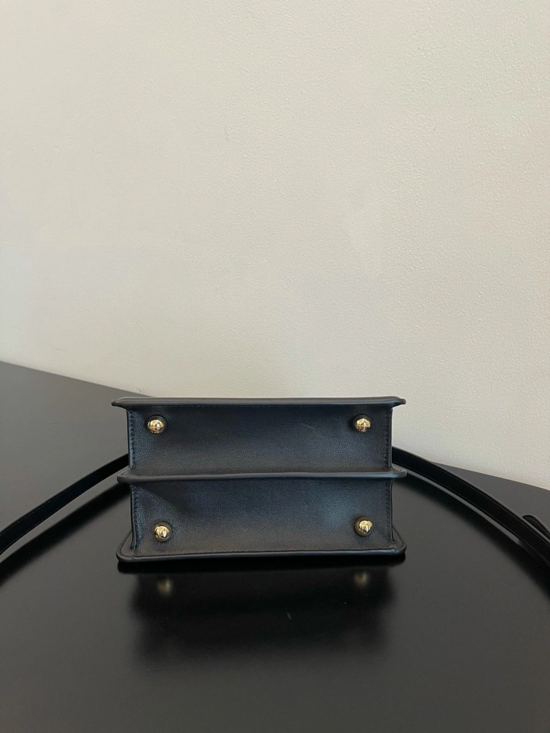 F**di top handle bags 4222c-0087