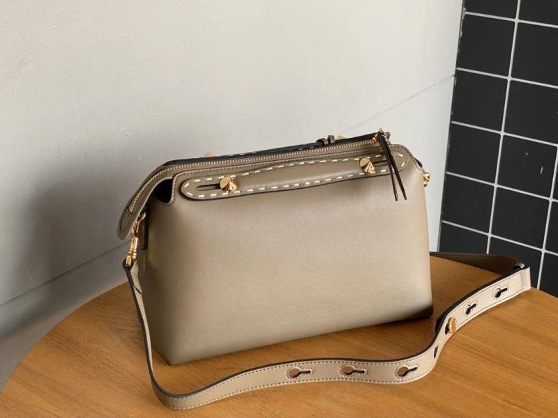 F**di top handle bags 4222c-0090