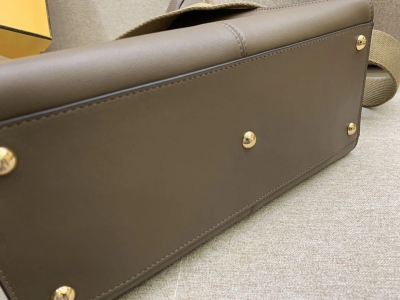 F**di top handle bags 4222c-0100