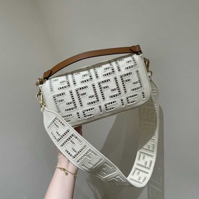 F**di baguette bags 4222c-0110