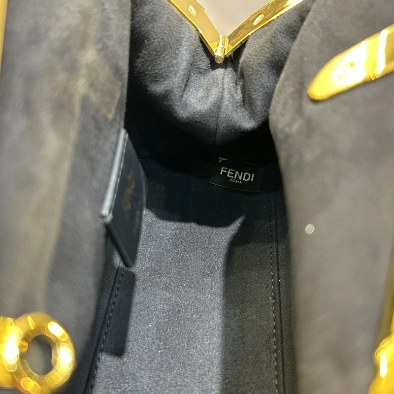 F**di first bags 4222c-0129