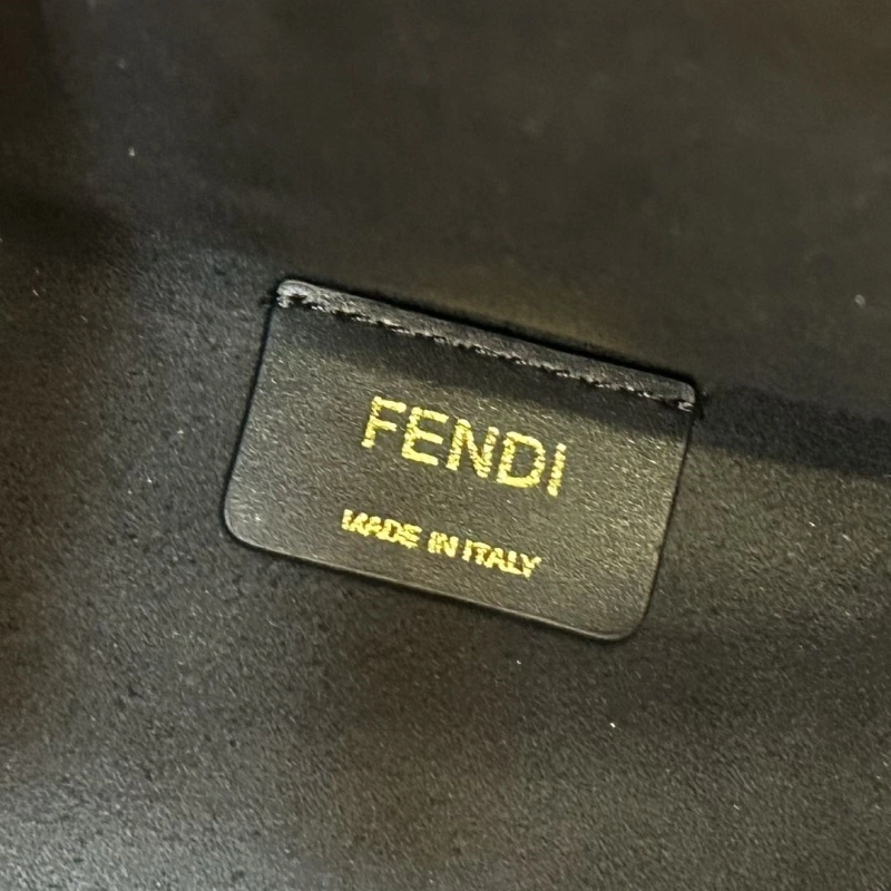F**di shopping bags 4222c-0133