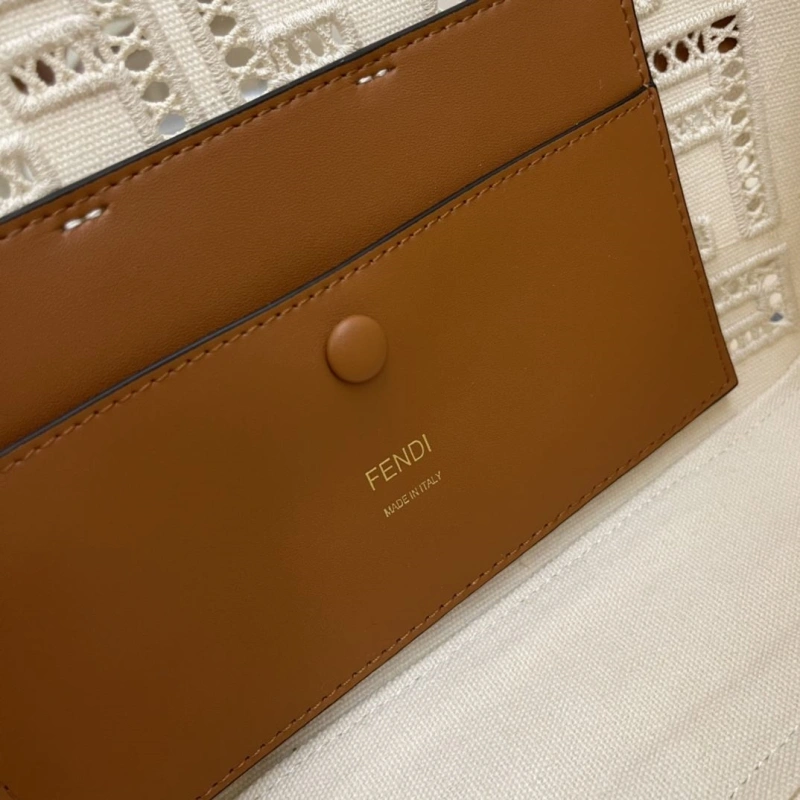 F**di baguette bags 4222c-0136
